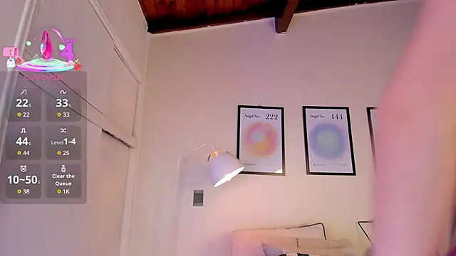 AriaMuse online show from October 25, 8:42 pm