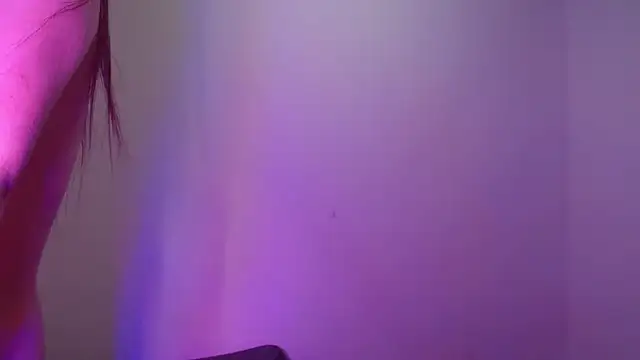 Luciasmith 74829 online show from June 4, 10:14 pm