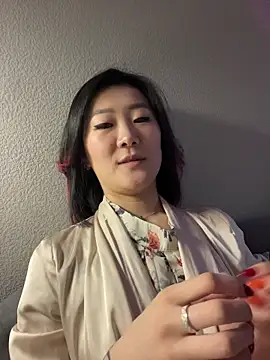 AikoYamada online show from November 9, 6:28 am