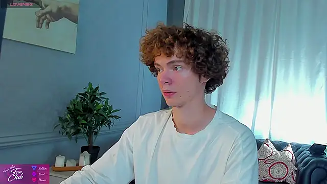 Snapshot of Tommy_Jamm chatting on October 2, 9:56 am Tommy Jamm online show from October 2, 9:56 am