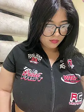 Vliacoooper2 online show from October 16, 8:33 am