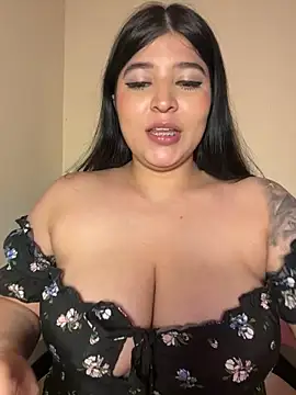 Vliacoooper2 online show from April 4, 6:03 pm