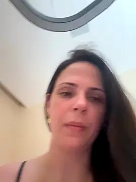 Snapshot of Lady_LauraRose chatting on October 18, 2:41 pm Lady LauraRose online show from October 18, 2:41 pm