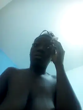 Snapshot of Aurora-Queen chatting on October 30, 5:06 am Aurora-Queen online show from October 30, 5:06 am