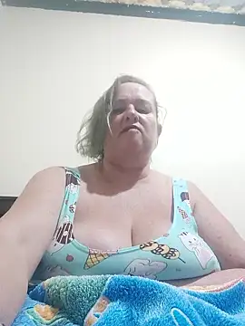 Snapshot of Miss-tetas chatting on January 12, 12:12 pm Miss-tetas online show from January 12, 12:12 pm