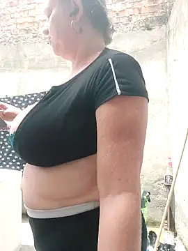 Snapshot of Miss-tetas chatting on October 24, 4:50 pm Miss-tetas online show from October 24, 4:50 pm