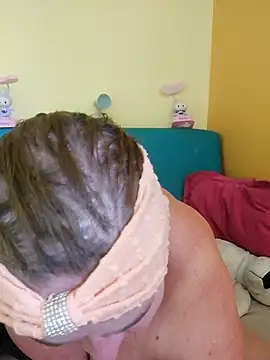 Snapshot of Miss-tetas chatting on February 6, 6:04 pm Miss-tetas online show from February 6, 6:04 pm