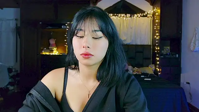 Shisuku Sophi online show from April 28, 1:48 am