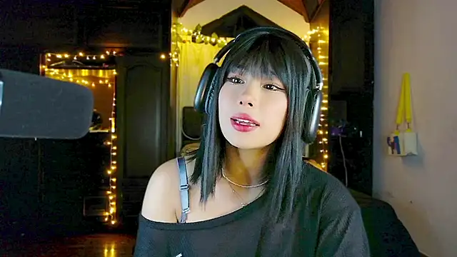 Shisuku Sophi online show from February 12, 5:29 am