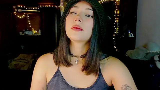 Snapshot of Shisuku_Sophi chatting on July 18, 11:35 pm Shisuku Sophi online show from July 18, 11:35 pm
