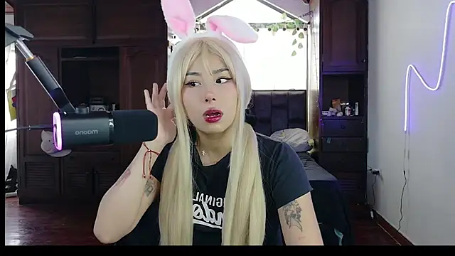 Shisuku Sophi online show from October 26, 4:18 pm