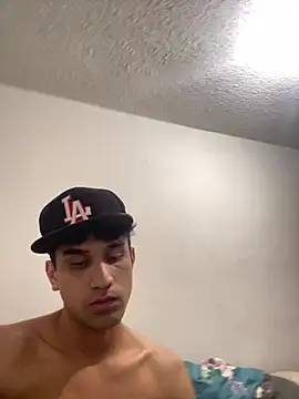 Camachito332 online show from March 29, 11:28 pm