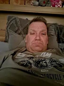 wallacelegend online show from September 11, 5:18 am