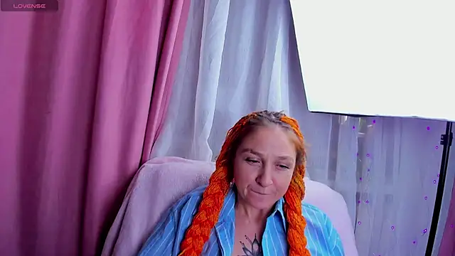 Gerald and Kristy online show from November 18, 10:29 am