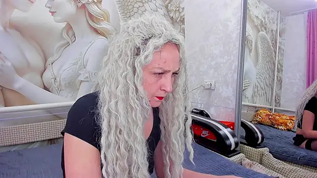 Gerald and Kristy online show from January 9, 11:50 am