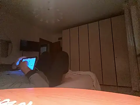 Io125 online show from April 13, 6:39 am