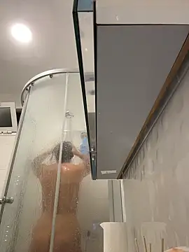 Snapshot of Ofcourseoneday chatting on November 20, 8:48 am Ofcourseoneday online show from November 20, 8:48 am