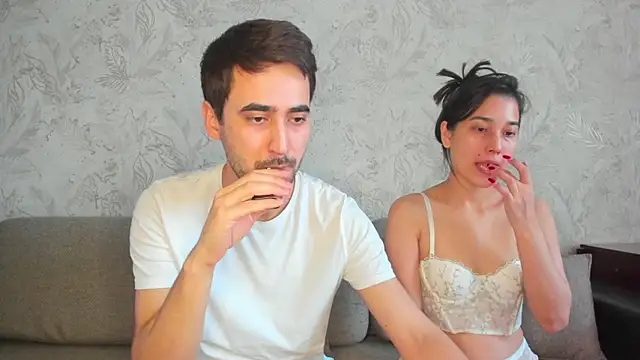 sophywhisper online show from January 7, 6:51 am