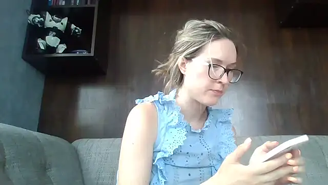 Snapshot of Jugira chatting on July 19, 2:58 pm Jugira online show from July 19, 2:58 pm