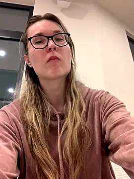 Jugira online show from November 3, 7:39 pm