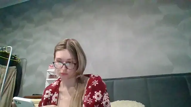 Jugira online show from February 4, 8:59 pm