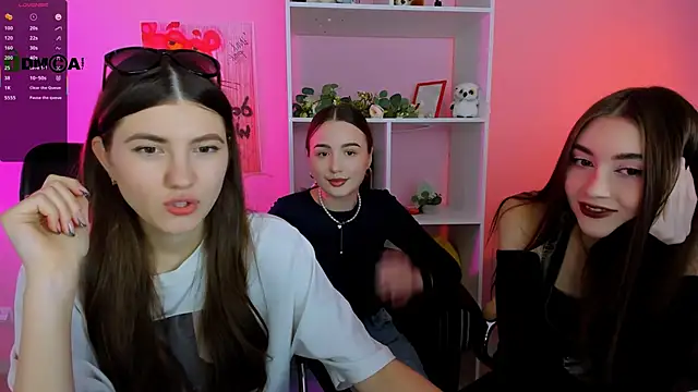 barbara crazy online show from October 3, 12:50 pm