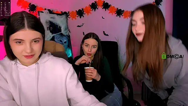 barbara crazy online show from October 25, 8:46 am