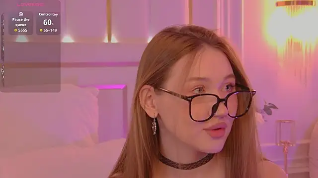 Snapshot of NancySmitts chatting on October 25, 3:56 pm NancySmitts online show from October 25, 3:56 pm