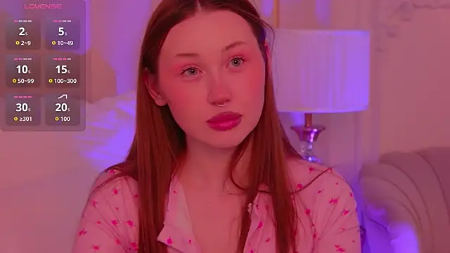 Snapshot of NancySmitts chatting on December 18, 4:11 pm NancySmitts online show from December 18, 4:11 pm