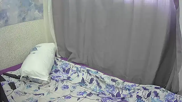 BigSexyEbony online show from April 15, 11:05 am