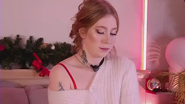 MiaEuphoria  online show from January 12, 4:19 am