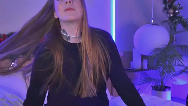 MiaEuphoria  online show from December 16, 3:55 am