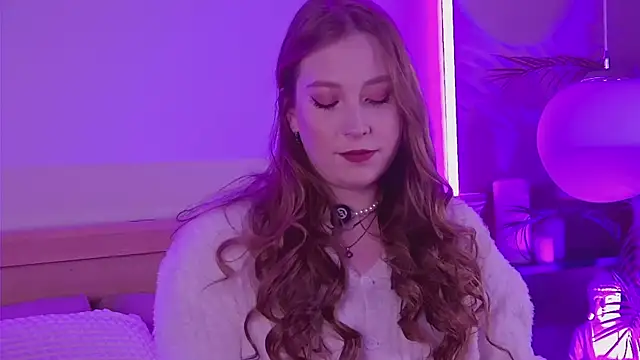 MiaEuphoria  online show from February 12, 4:01 am