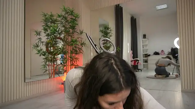 Snapshot of EmmaBlanco chatting on October 17, 7:04 pm EmmaBlanco online show from October 17, 7:04 pm