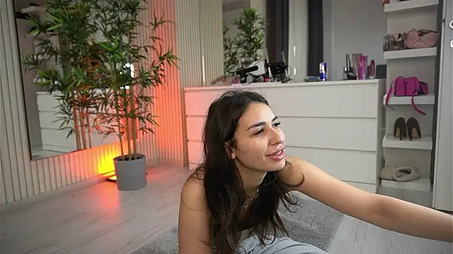 EmmaBlanco online show from March 14, 6:08 am