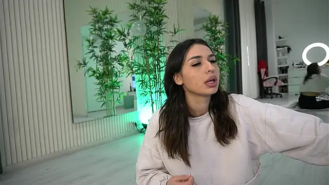 EmmaBlanco online show from December 2, 8:21 pm