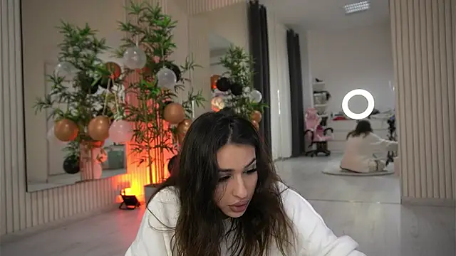 EmmaBlanco online show from November 25, 8:42 pm