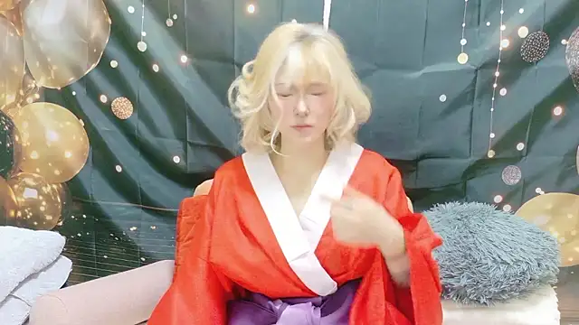 kimagure-fu- online show from April 6, 2:40 pm