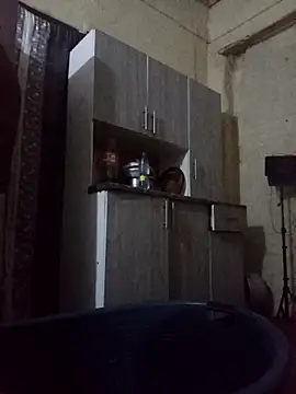 RFeltomWhitJ online show from September 27, 4:35 pm