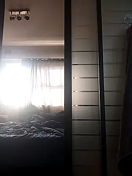 RFeltomWhitJ online show from November 8, 4:38 am