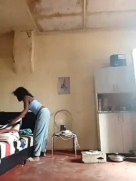 RFeltomWhitJ online show from November 3, 5:34 am