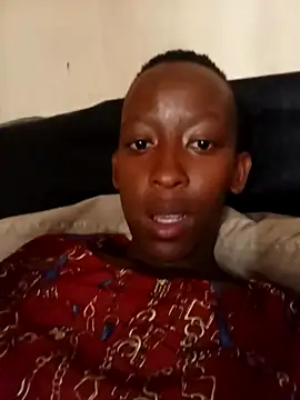 RFeltomWhitJ online show from October 28, 8:35 am