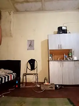 RFeltomWhitJ online show from October 23, 11:47 pm