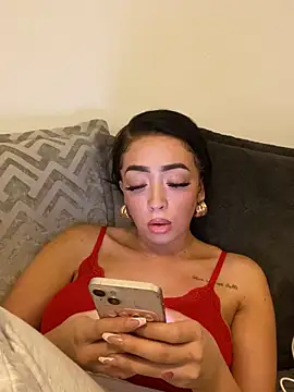 ItsCOCOx online show from September 24, 7:42 pm