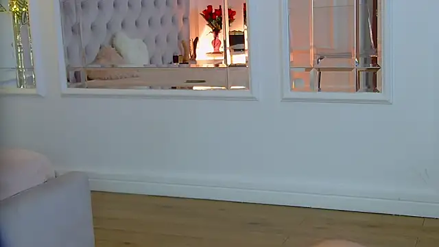 KimmDaviss online show from March 13, 8:52 am