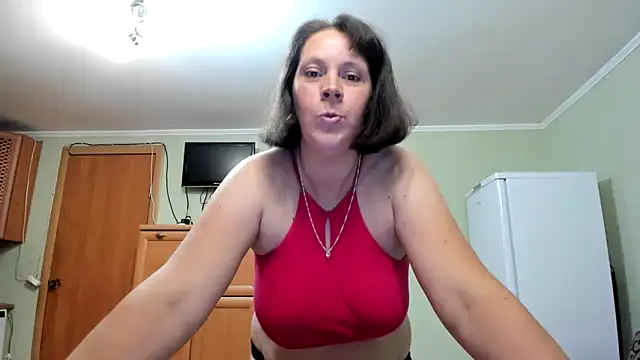 Snapshot of KATTYWARM_ chatting on October 16, 9:45 pm KATTYWARM online show from October 16, 9:45 pm