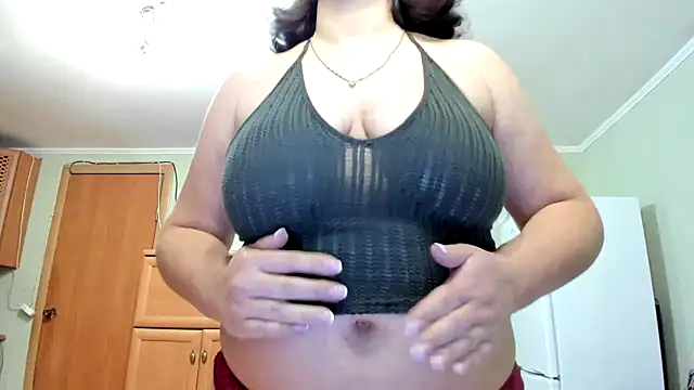 KATTYWARM  online show from February 16, 9:34 pm