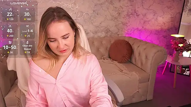 SofieBloom online show from October 4, 11:39 pm