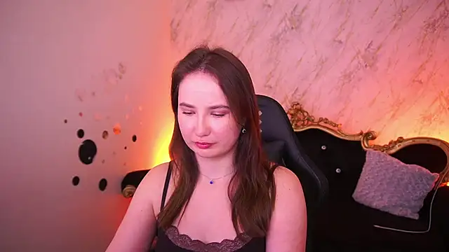 SofieBloom online show from March 24, 2:50 pm