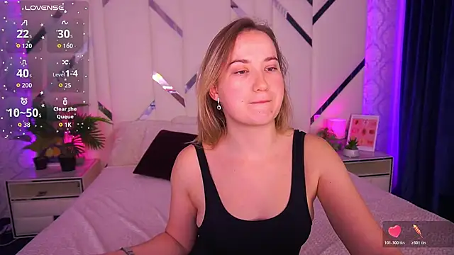 SofieBloom online show from November 6, 11:53 pm